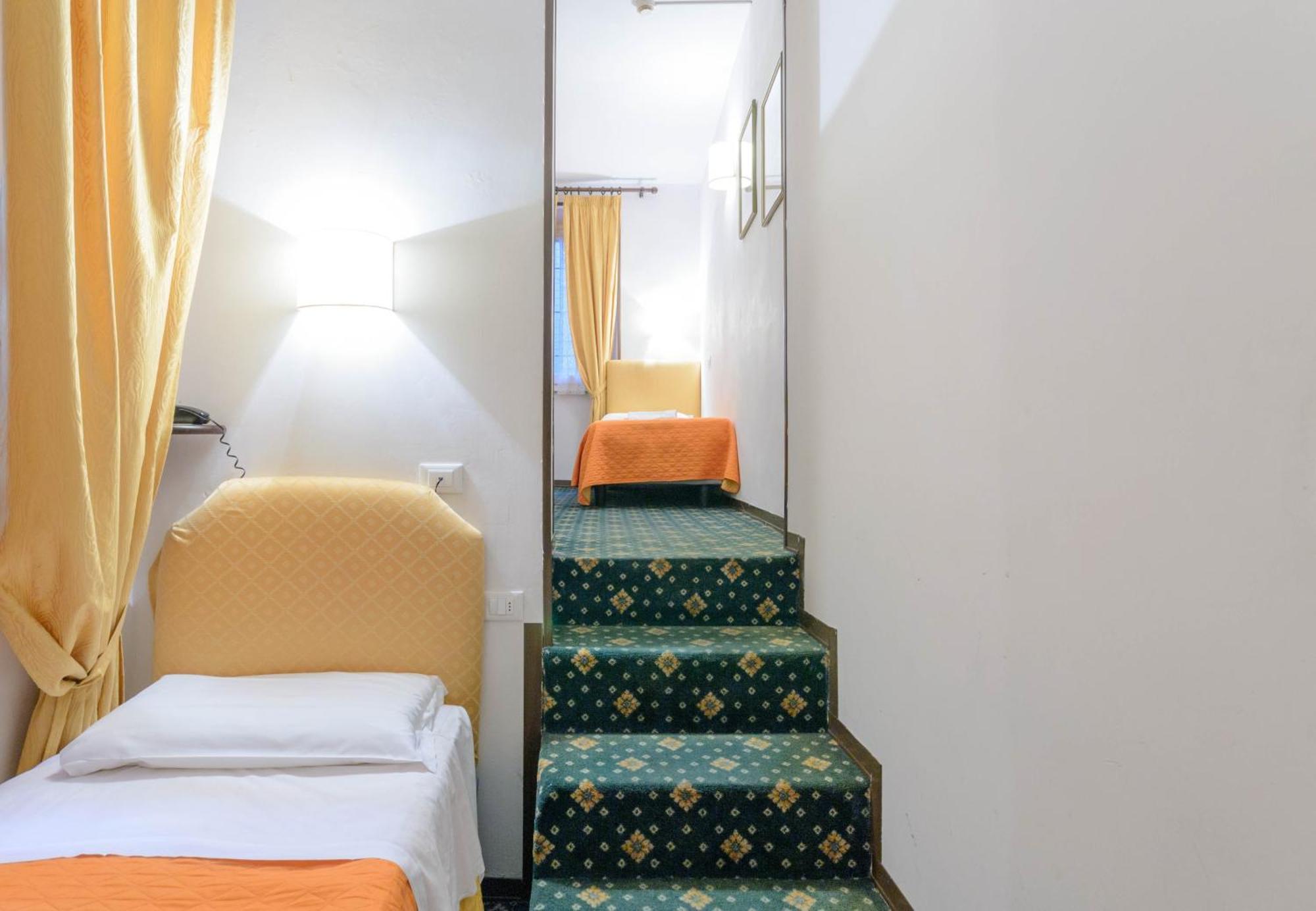Economy Twin Room
